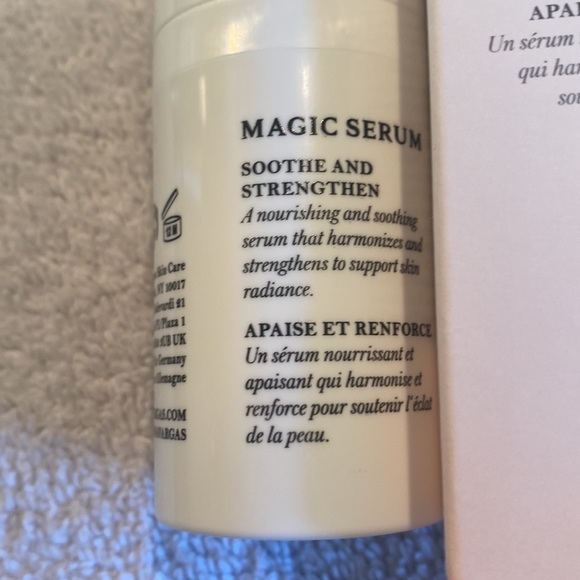 Joanna Vargas Magic Serum Soothe and Strengthen - Picture 5 of 7